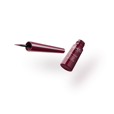 Flirt Alert Precision Eyeliner Vinyl EditionФлирт На Линии Сверхточная Подводка Для Глаз Виниловая Коллекция 2190₽